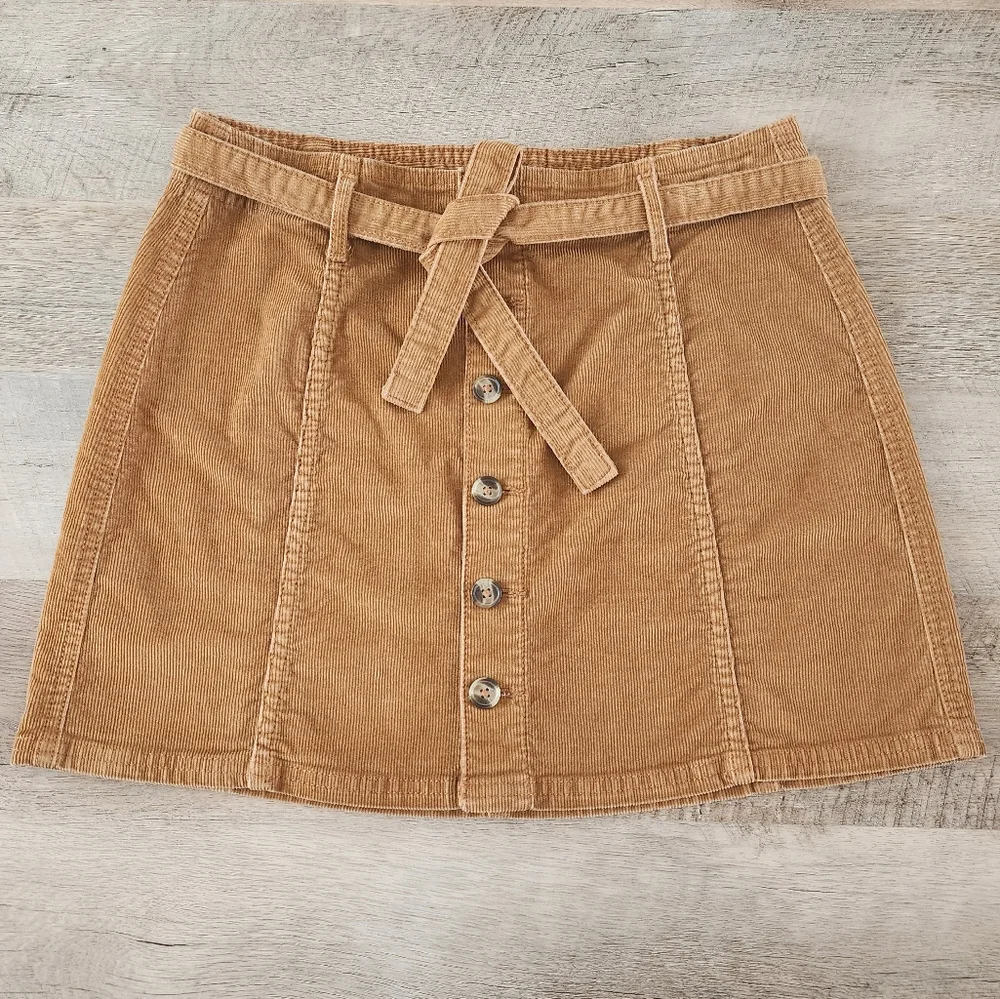 American Eagle Women's Tan Corduroy Mini Skirt Size 4